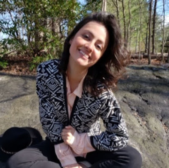 Meet your Posher, Michelle - Picture 1 of 1